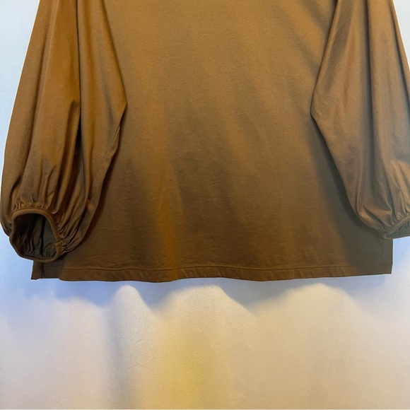 Uniqlo women’s brown Size M crop top crew neck Top - Picture 6 of 8